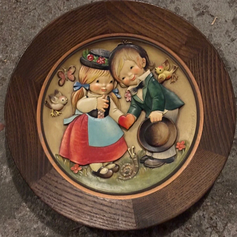 ANRI Wood Relief Plate Brown Wedding‎ Day 1974 Juan Ferrandiz Hand Carved Italy